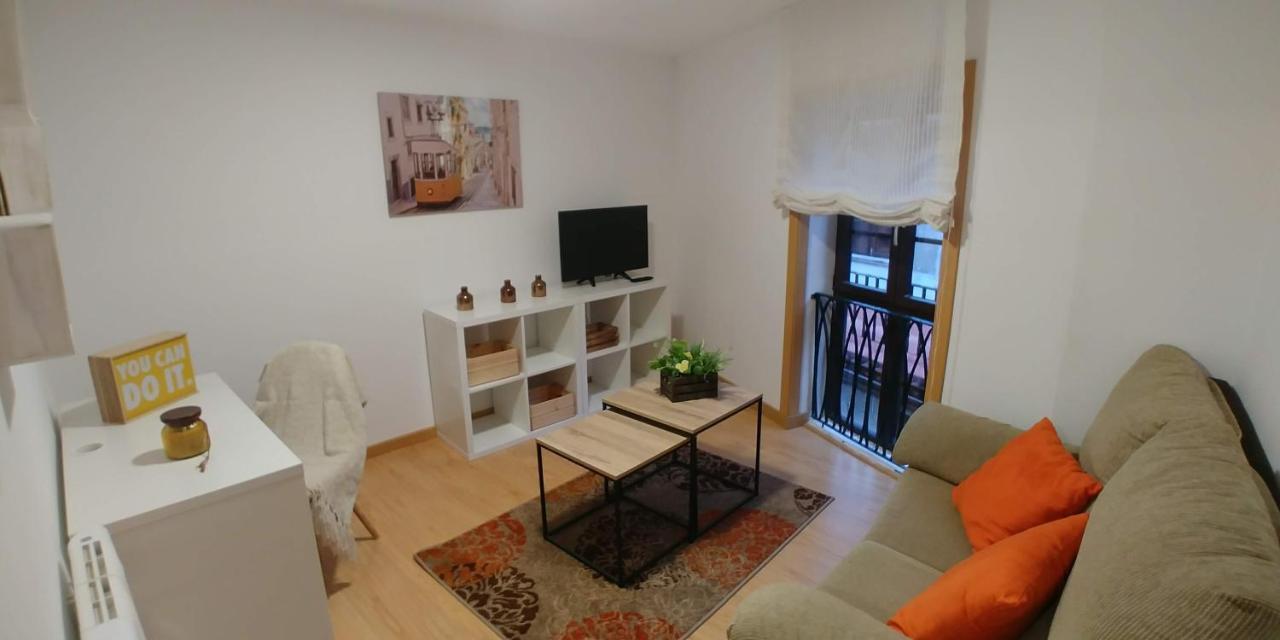 Piso Muy Luminoso En Zona Vieja Apartamento Pontevedra Exterior foto
