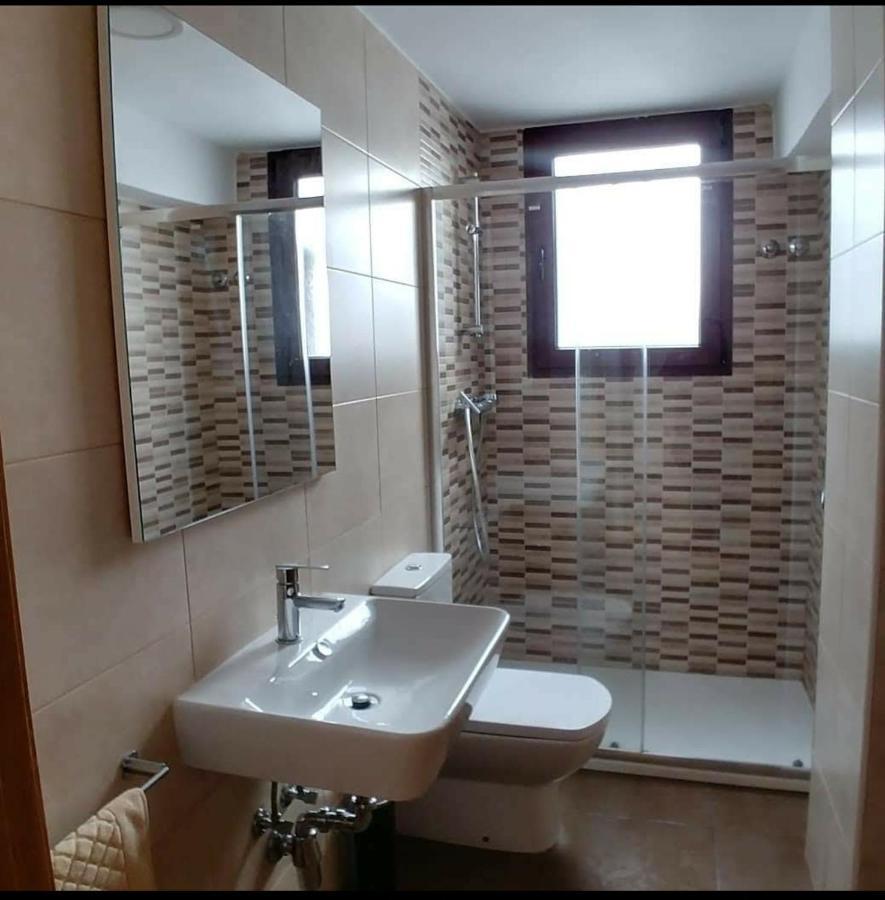 Piso Muy Luminoso En Zona Vieja Apartamento Pontevedra Exterior foto